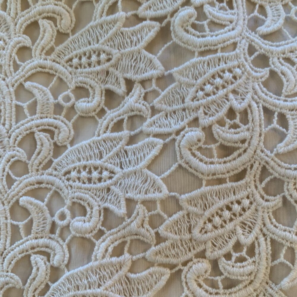 Talbot's Cream colored Size 10 Pencil Knee Length Skirt - Picture 4 of 12